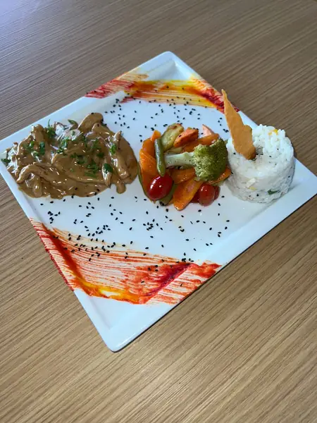 Plat Chicken Steak